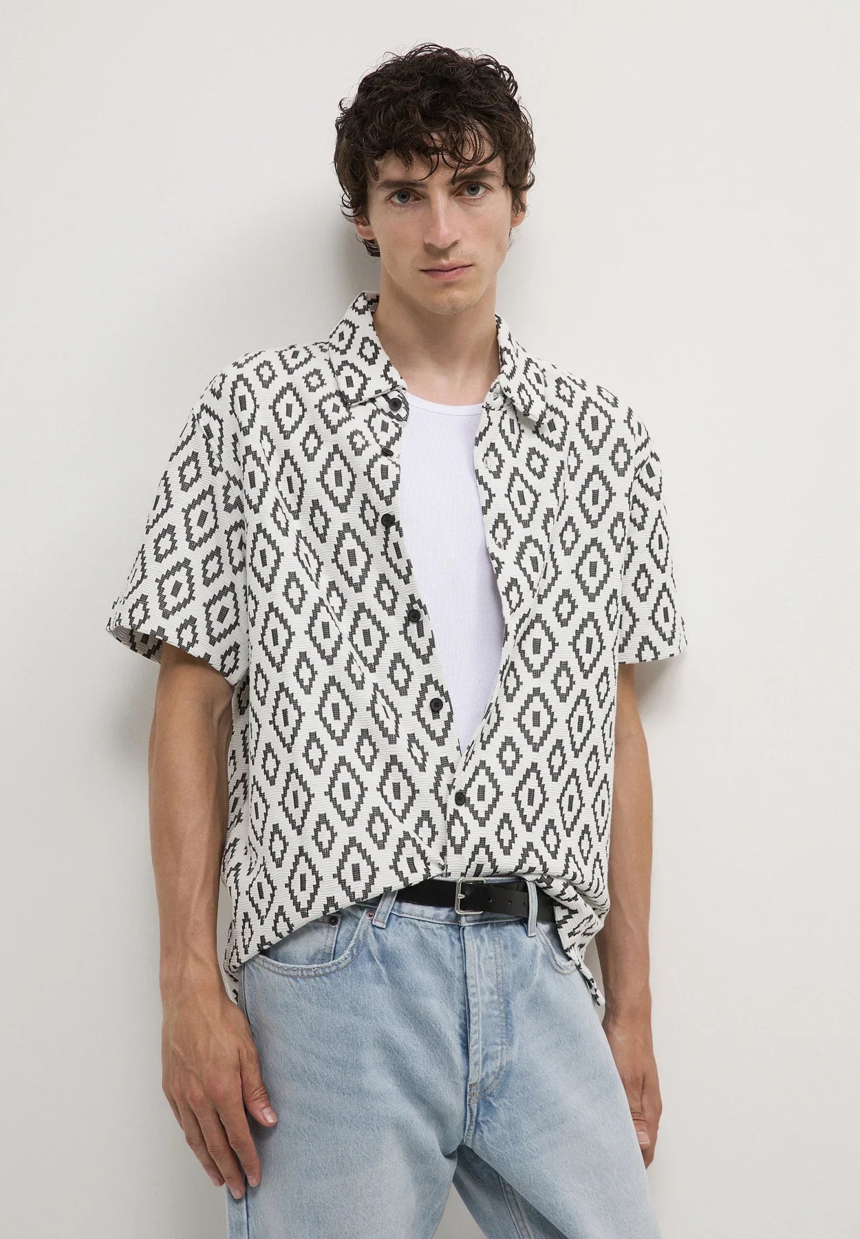 Chemise en lin à col mao – Rayures sable et blanc