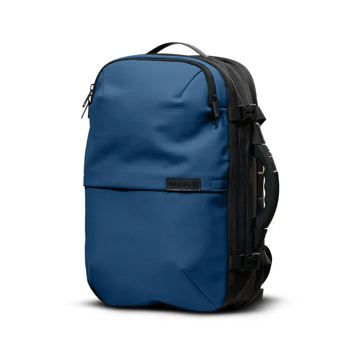 Travel backpack | OFFRE LIMITÉE